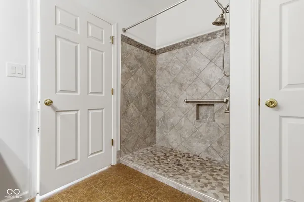 $275,000 | 5565 Castor Way, Noblesville, IN 46062