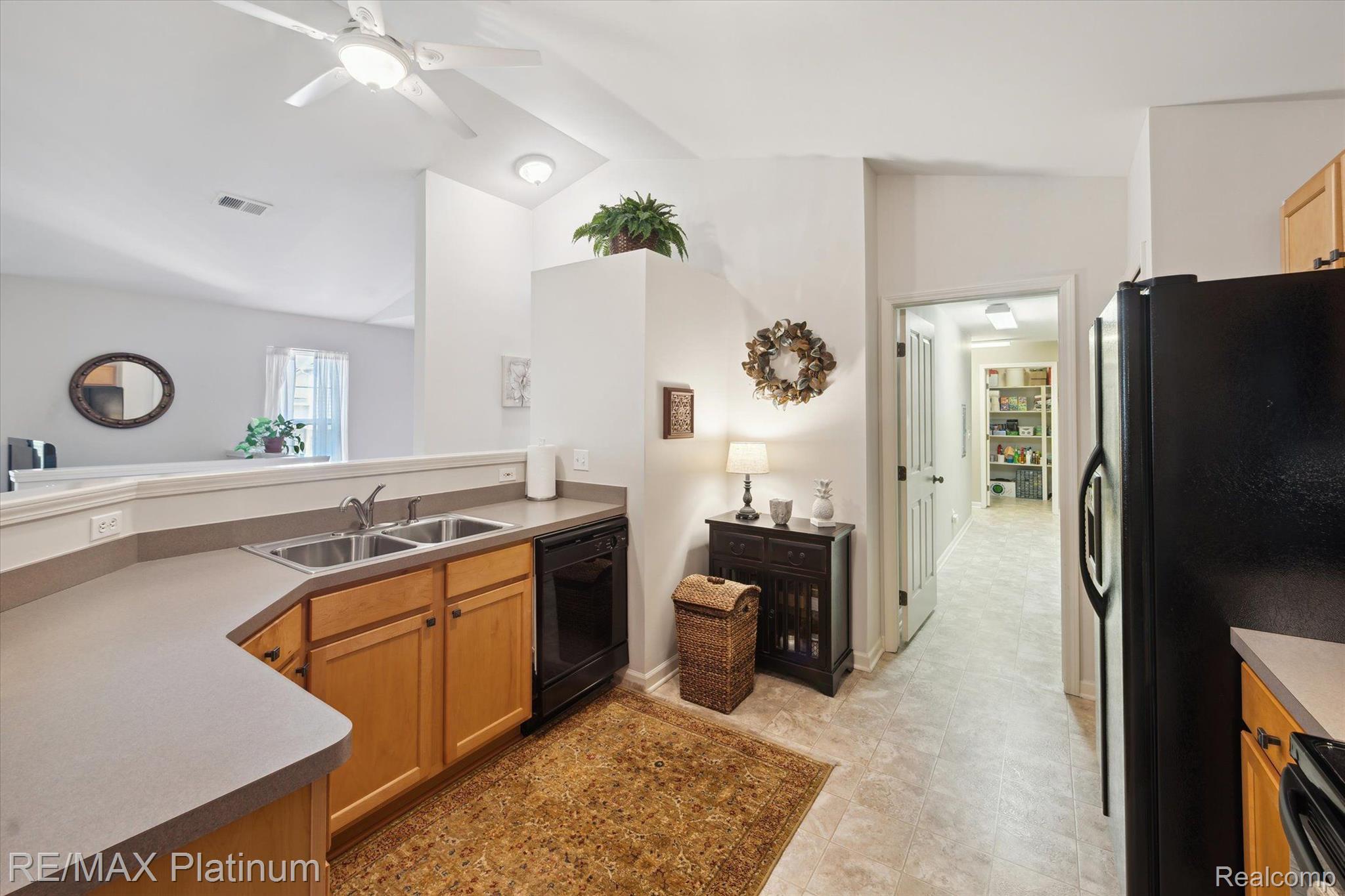 4070 Hampton Ridge Boulevard Howell, MI 48843 - Photo 11 of 28 Gallery Image 11