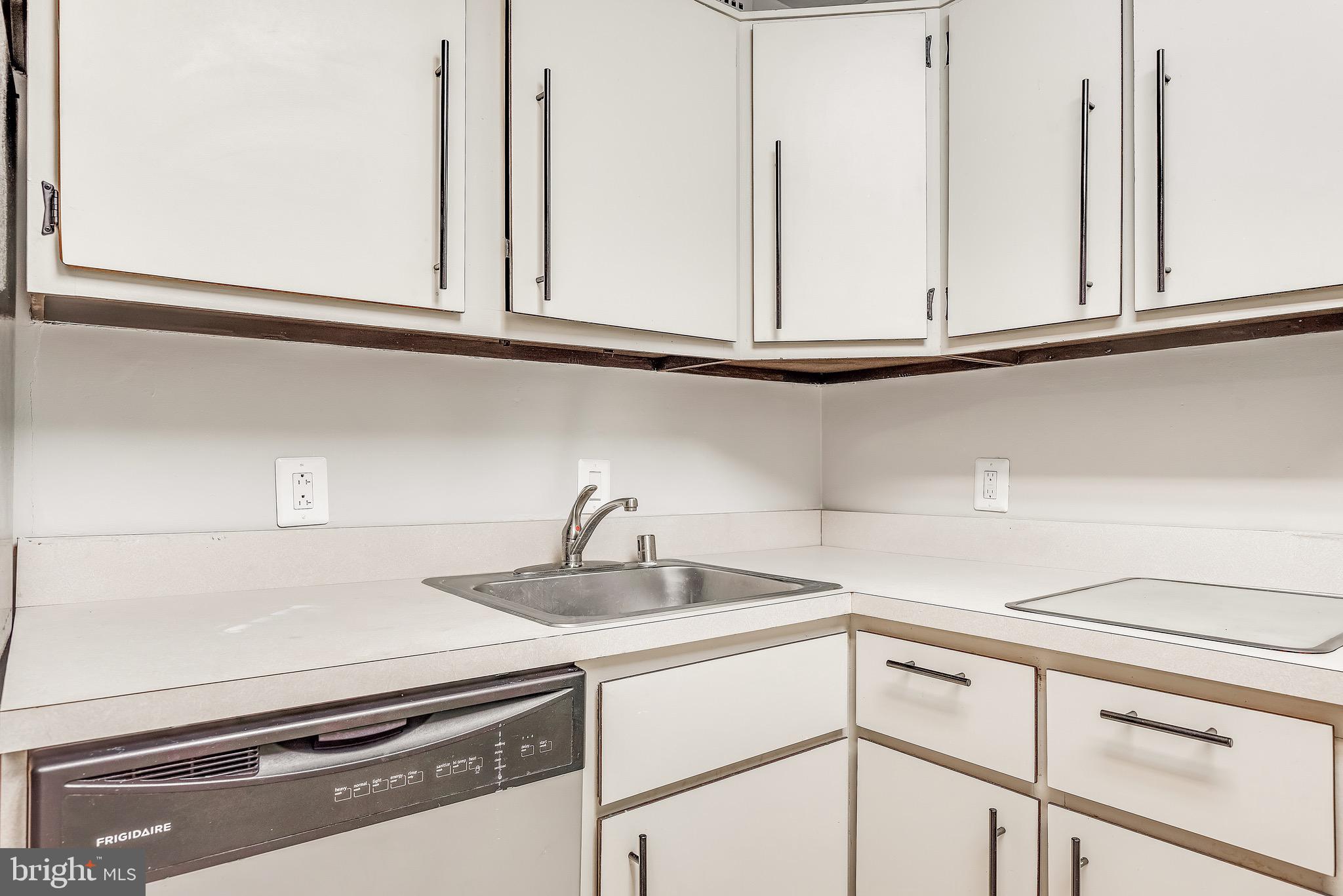 5101 River Road, Unit 1907 Bethesda, MD 20816 - Photo 15 of 37