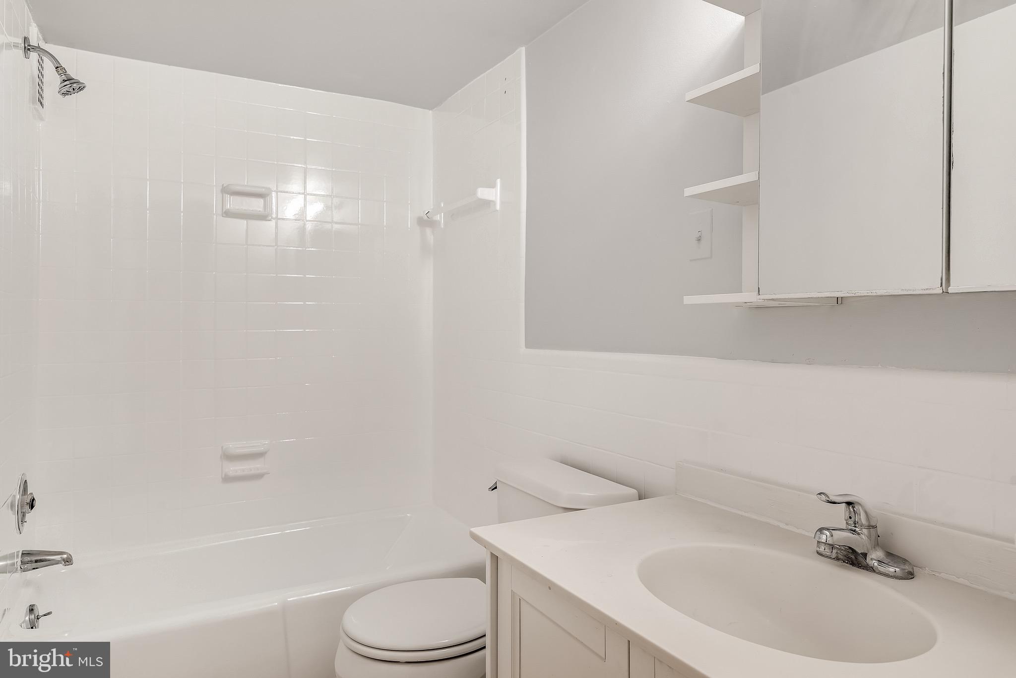 5101 River Road, Unit 1907 Bethesda, MD 20816 - Photo 17 of 37