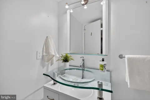 $650,000 | 1015 33rd Street Northwest, Unit 409, Washington, DC 20007