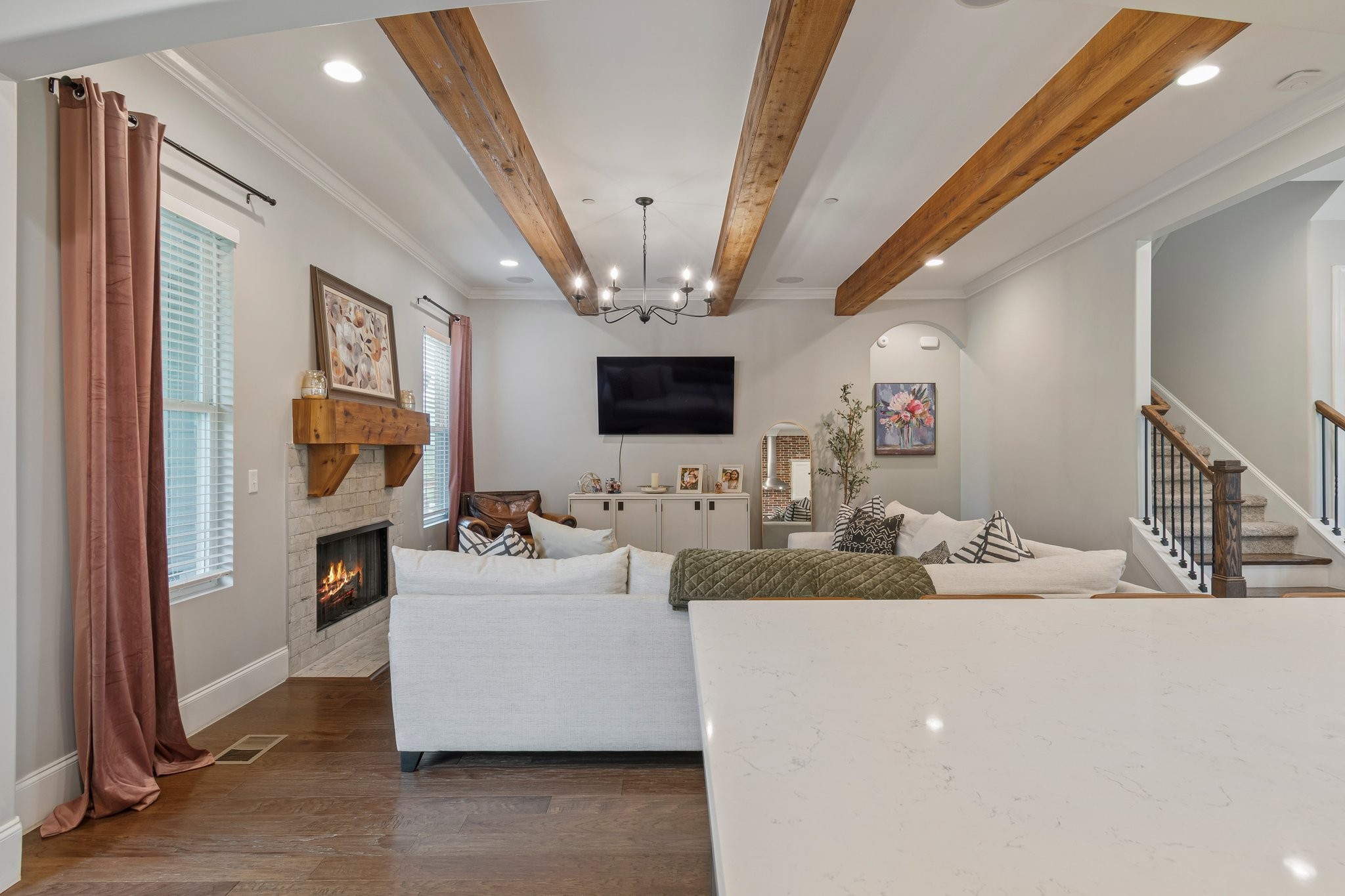 409 Eagle Ridge Nashville, TN 37209 - Photo 25 of 83 a bathroom with a double vanity sink a mirror and a bathtub