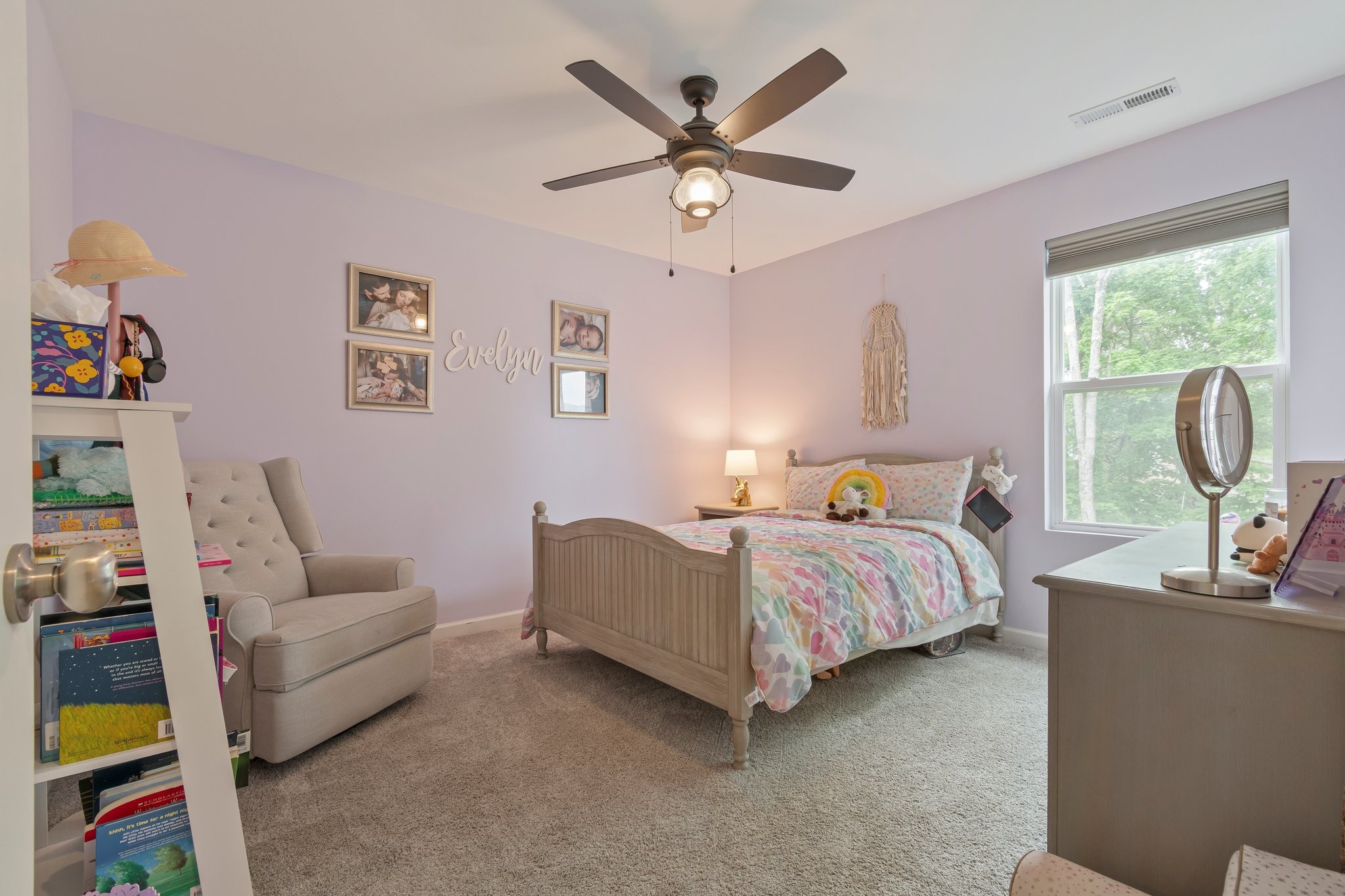 409 Eagle Ridge Nashville, TN 37209 - Photo 59 of 83 a bedroom with bed and a large window