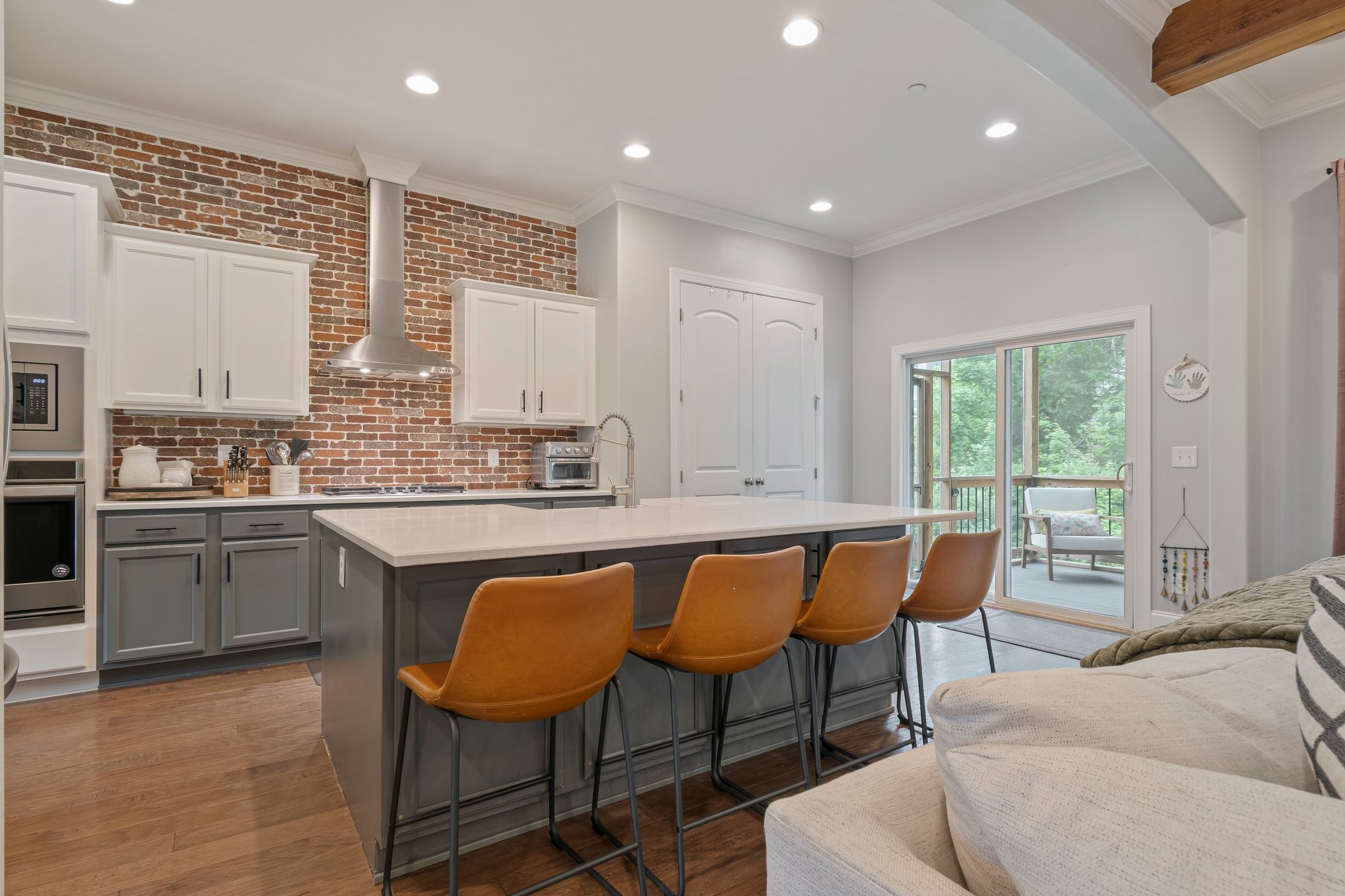 409 Eagle Ridge Nashville, TN 37209 - Photo 6 of 83 a large kitchen with a table and chairs