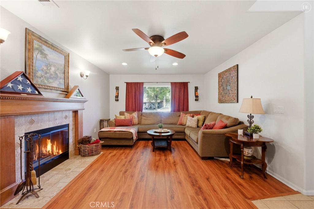 5556 Hardwick Riverside, CA 92504 - Photo 5 of 54