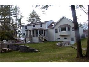 76 Overledge Dr Extension Derry, NH 03038 - Photo 2 of 5 Gallery Image 2