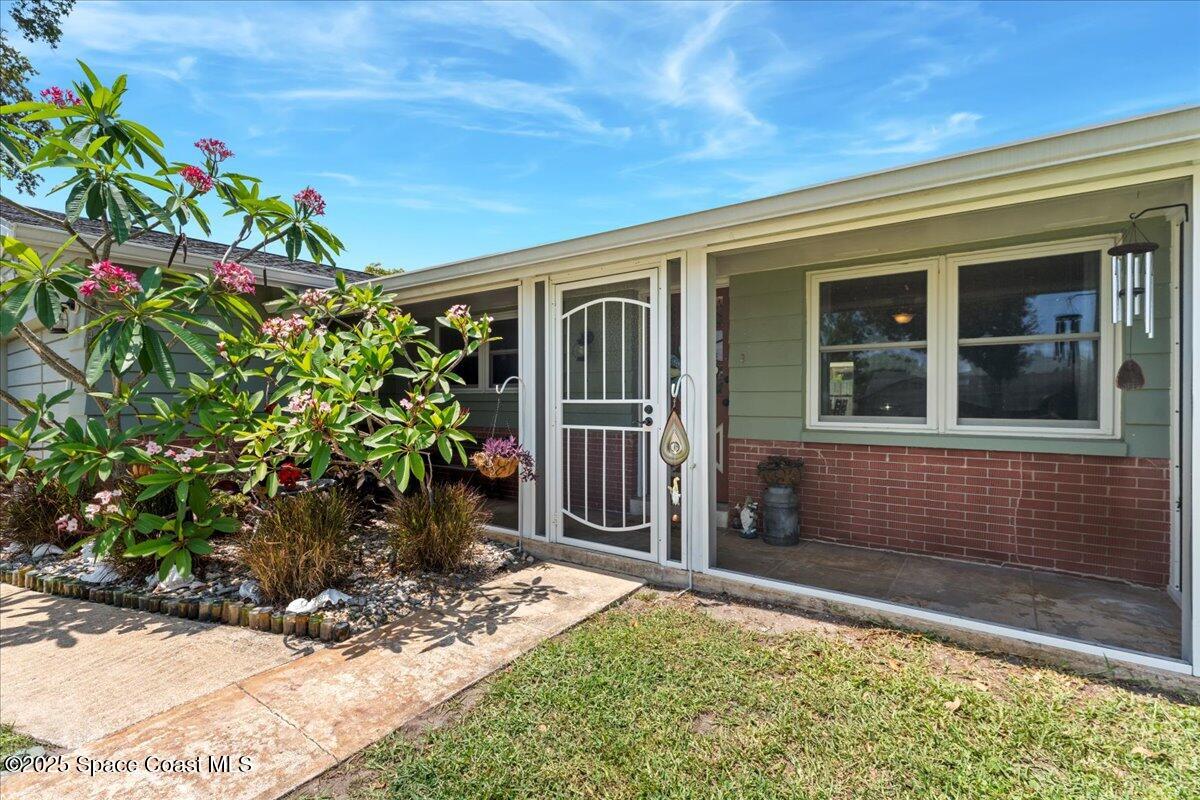 910 Kings Post Road Rockledge, FL 32955 - Photo 8 of 50 08-KINGS105