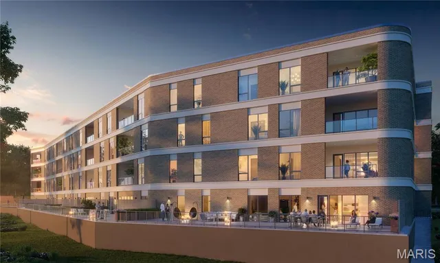 $2,122,125 | 8250 Forsyth Boulevard, Unit 405, Clayton, MO 63105