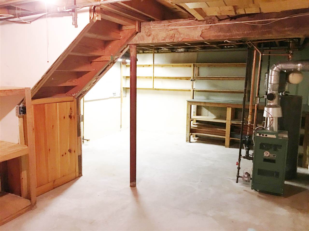 21 Derry Road Hudson, NH 03051 - Photo 20 of 24