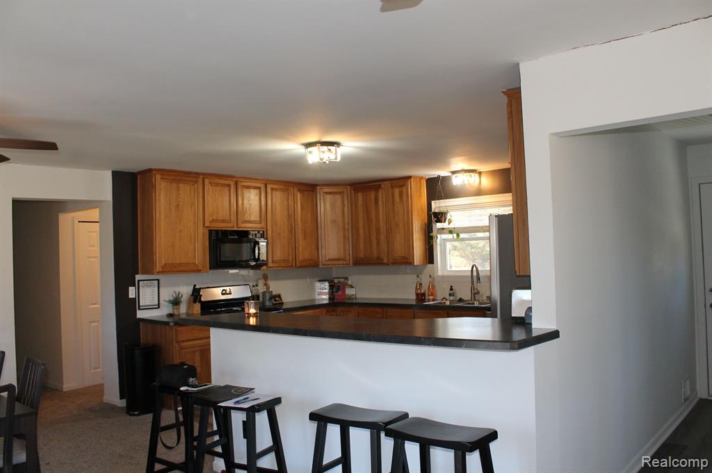 9611 Whitewood Road Pinckney, MI 48169 - Photo 13 of 38 Gallery Image 13