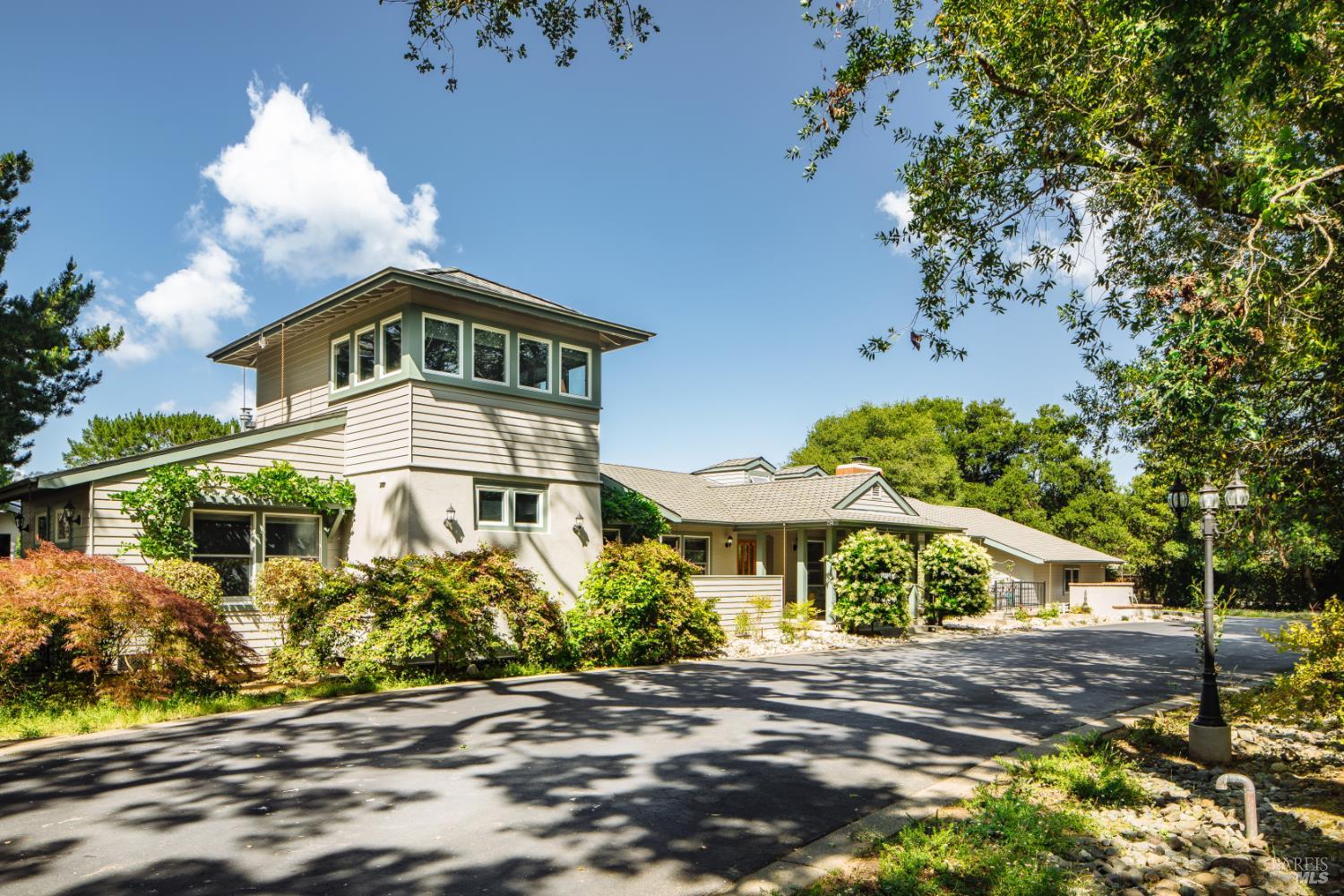 2288 Vineyard Road Novato, CA 94947 - Photo 3 of 55