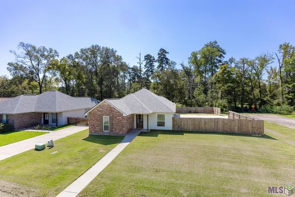 $225,000 | 12236 Creekside Avenue, Walker, LA 70785