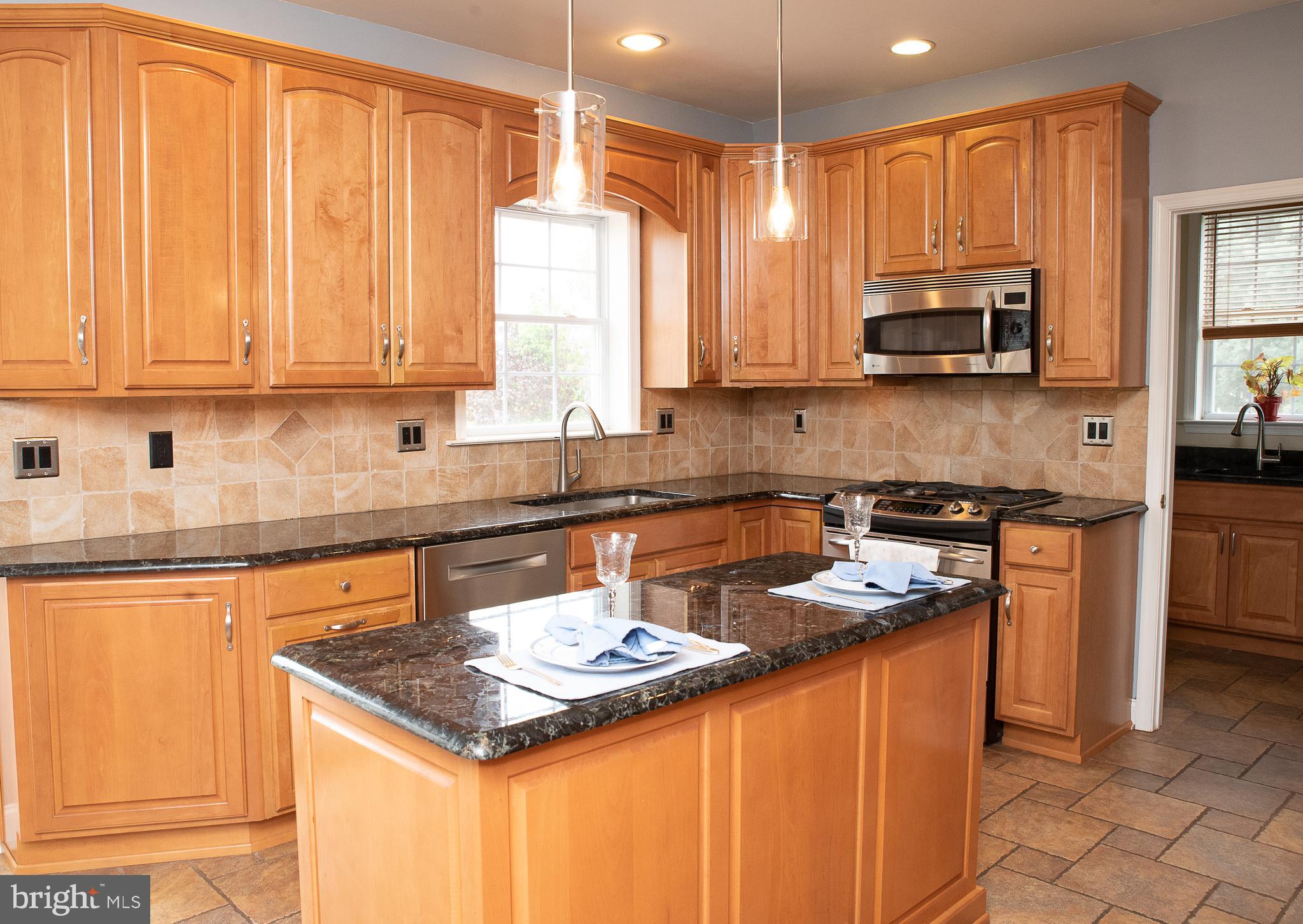 133 Appledale Road Norristown, PA 19403 - Photo 14 of 82