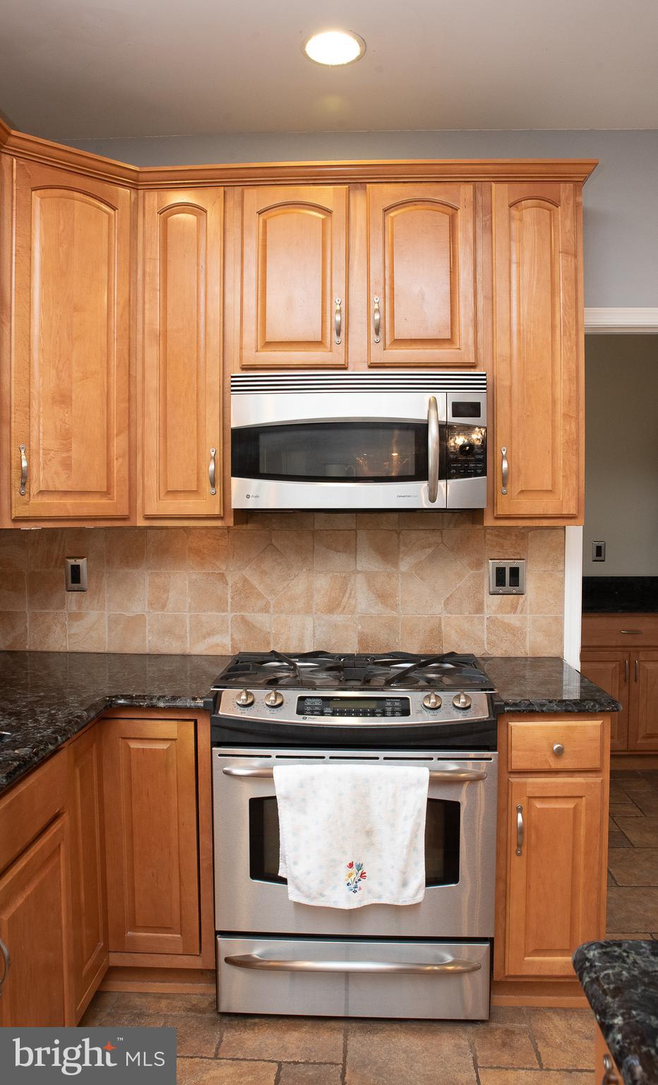 133 Appledale Road Norristown, PA 19403 - Photo 16 of 82