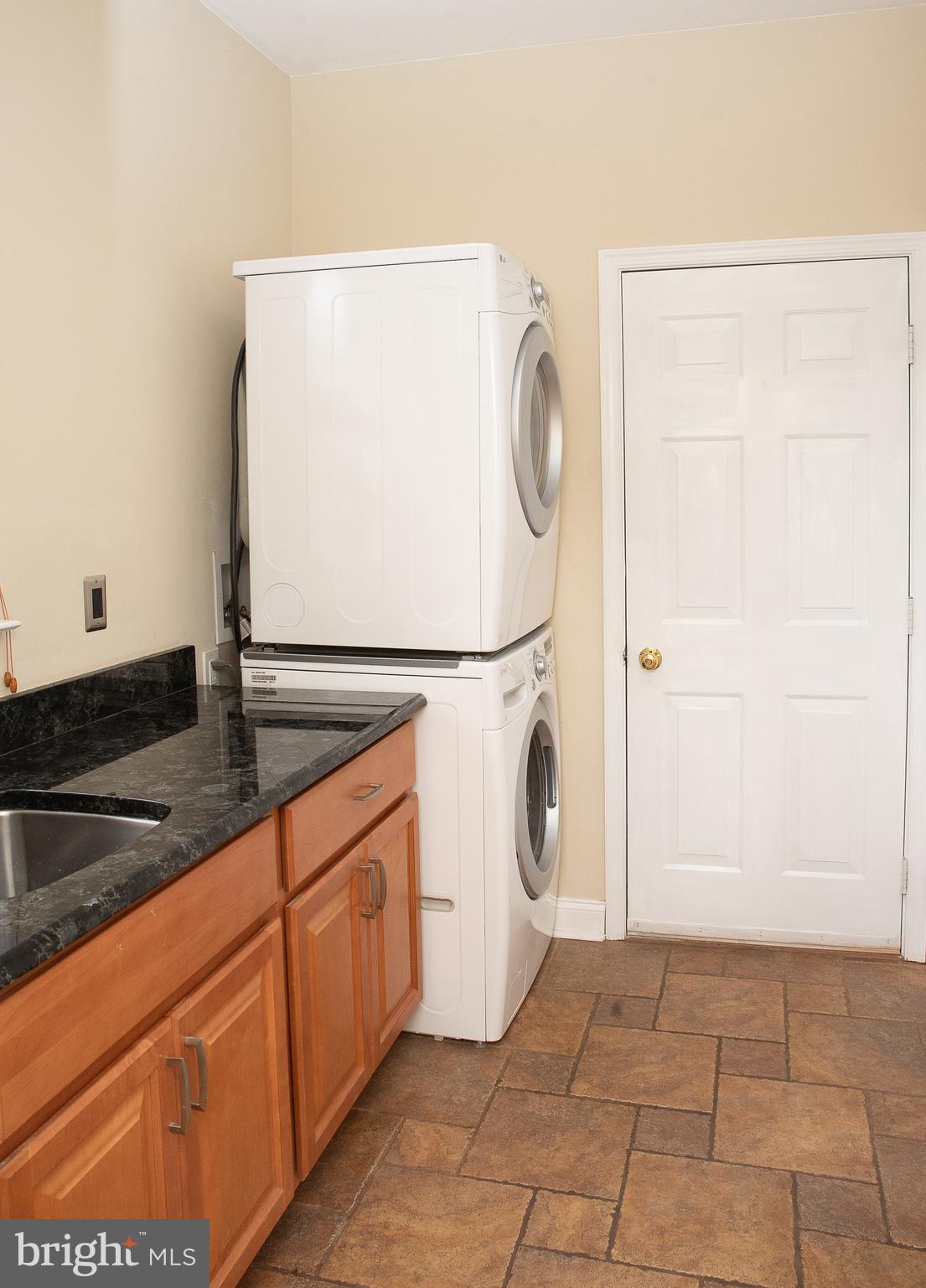 133 Appledale Road Norristown, PA 19403 - Photo 18 of 82