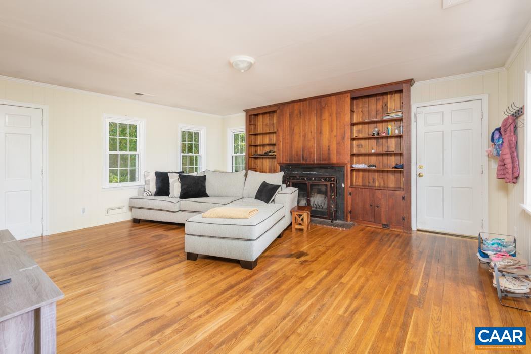 1575 Old Ballard Road Charlottesville, VA 22901 - Photo 7 of 69 Gallery Image 7