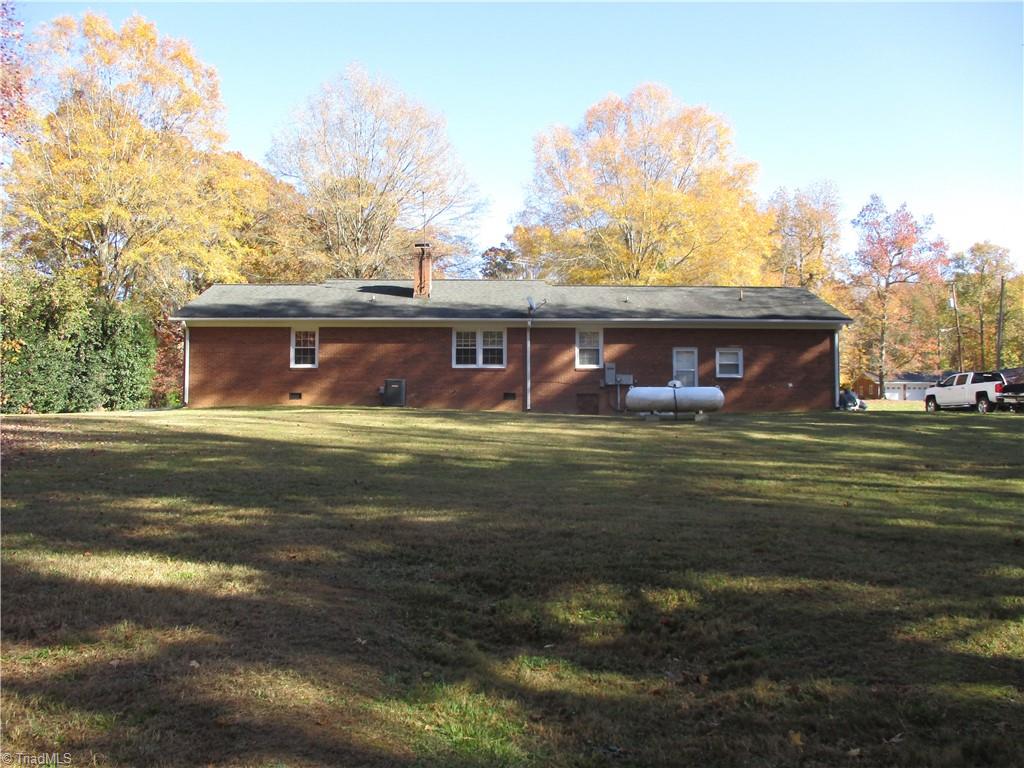 238 Johns Road Lexington, NC 27295 - Photo 37 of 48 Gallery Image 37