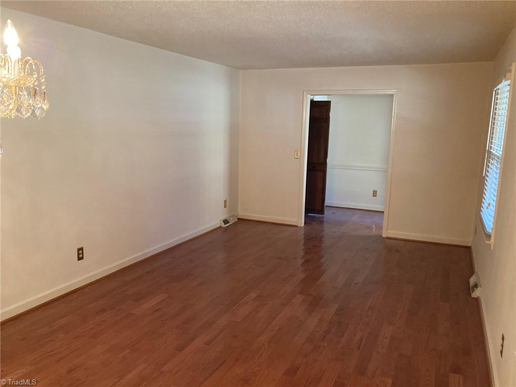 238 Johns Road Lexington, NC 27295 - Photo 6 of 48 Gallery Image 6