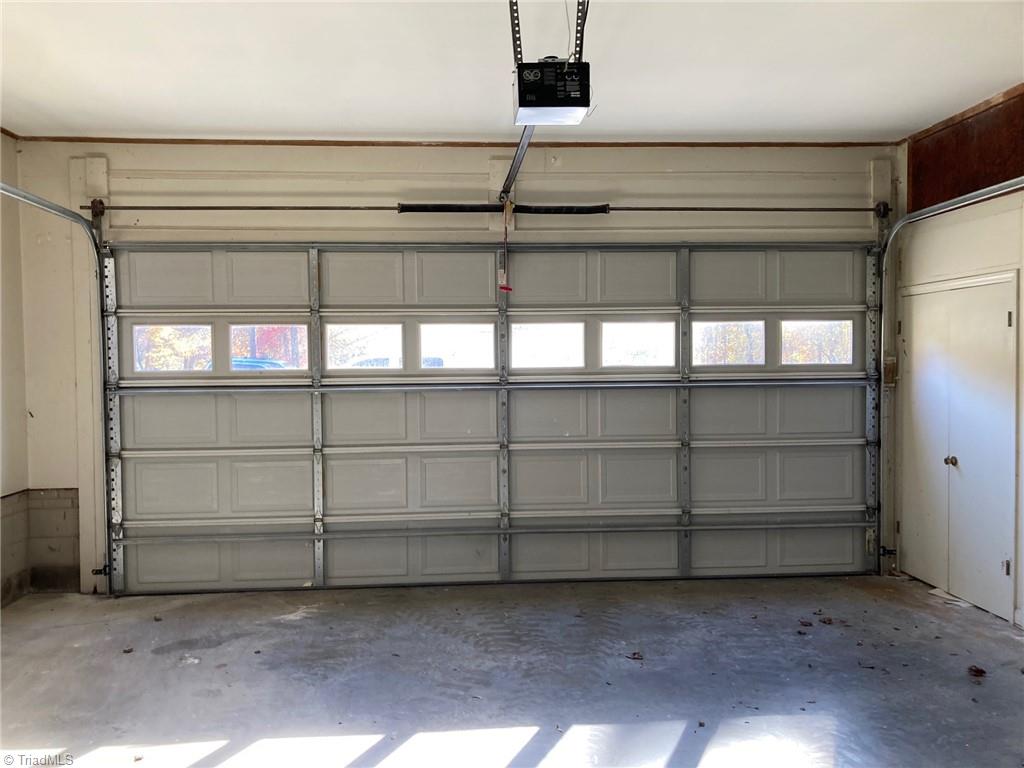 238 Johns Road Lexington, NC 27295 - Photo 7 of 48 Gallery Image 7