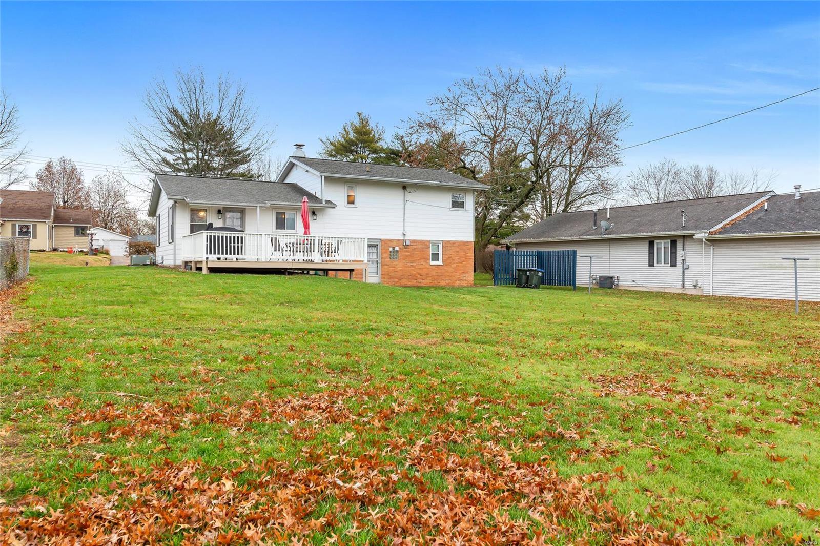 405 North Moore Street Waterloo, IL 62298 - Photo 31 of 34