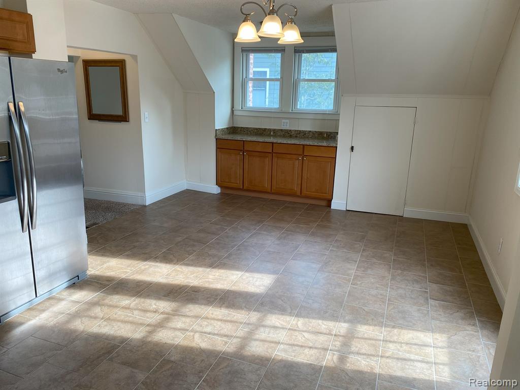 319 Oak Street Rochester, MI 48307 - Photo 17 of 26