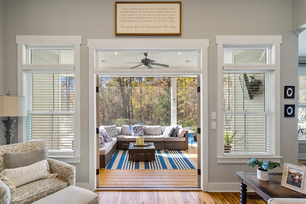 142 Terrapin Pointe Road Hodges, SC 29653 - Photo 18 of 59 Gallery Image 18