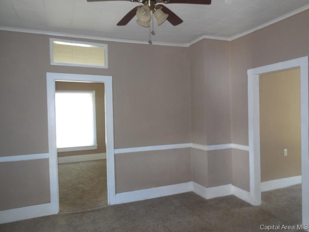 205 Morgan Street Manchester, IL 62082 - Photo 4 of 13 Gallery Image 4