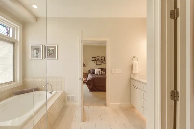 $624,000 | 121 Viking Court, Mankato, MN 56001