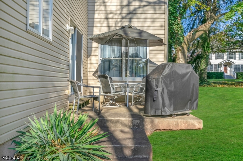 320 Ridge Boulevard Princeton, NJ 08540 - Photo 29 of 37 Gallery Image 29