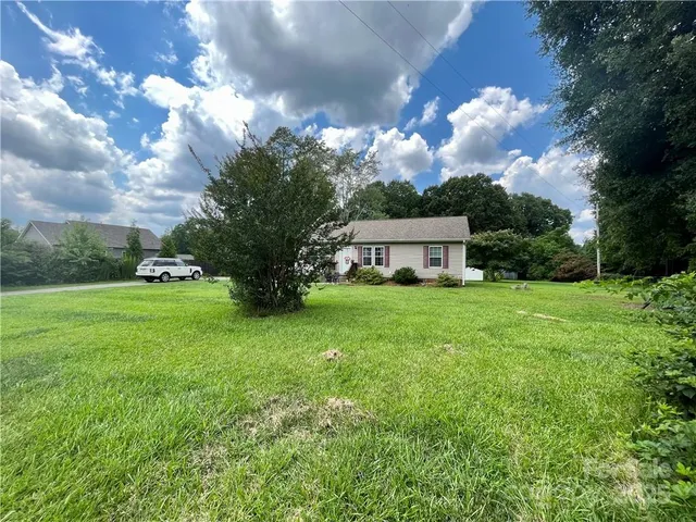 $499,900 | 5401 Stevens Mill Road, Matthews, NC 28104