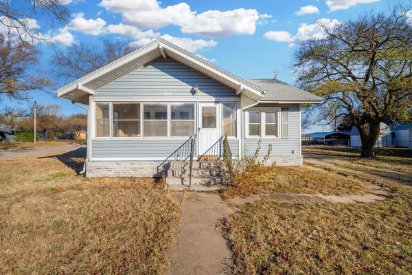 $75,000 | 406 East 1st Avenue, Norwich, KS 67118