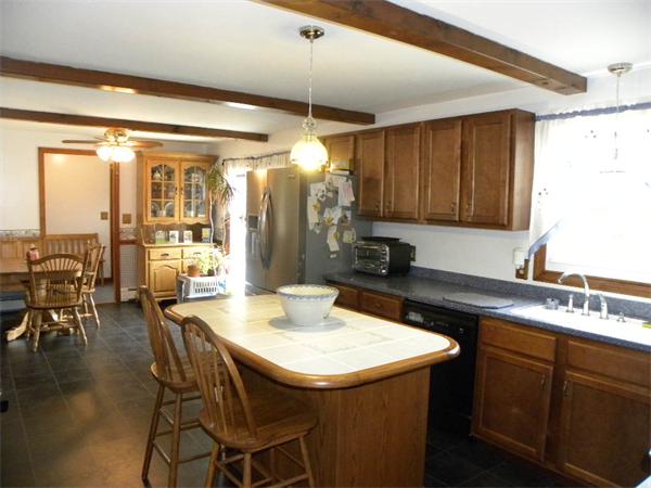 27 Haggerty Road Charlton, MA 01507 - Photo 4 of 29