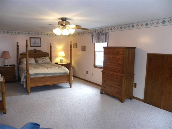 27 Haggerty Road Charlton, MA 01507 - Photo 8 of 29