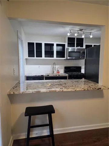 $1,950 | 2105 Cumberland Court Southeast, Smyrna, GA 30080