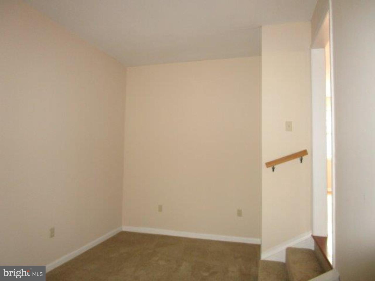 417 Delanco Road Beverly, NJ 08010 - Photo 2 of 19
