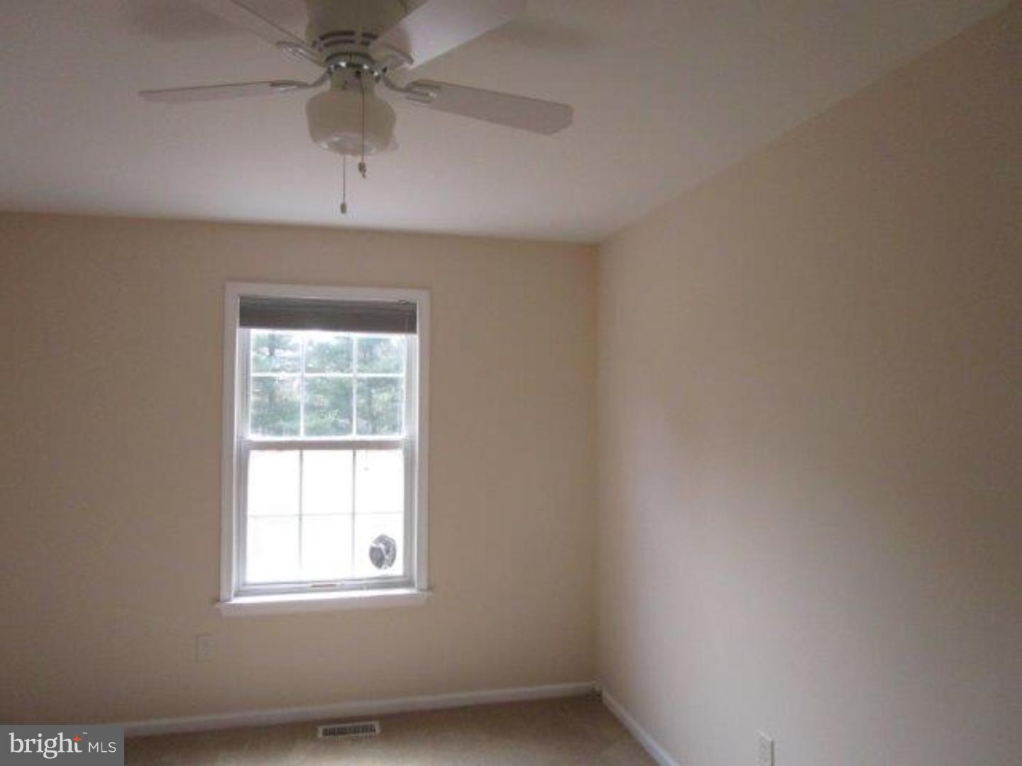 417 Delanco Road Beverly, NJ 08010 - Photo 6 of 19