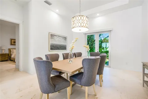 $1,495,000 | 30 Strand Drive, Vero Beach, FL 32963