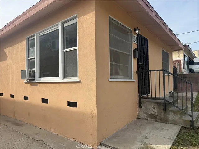 $950,000 | 935-937 West 17th Street, San Pedro, CA 90731