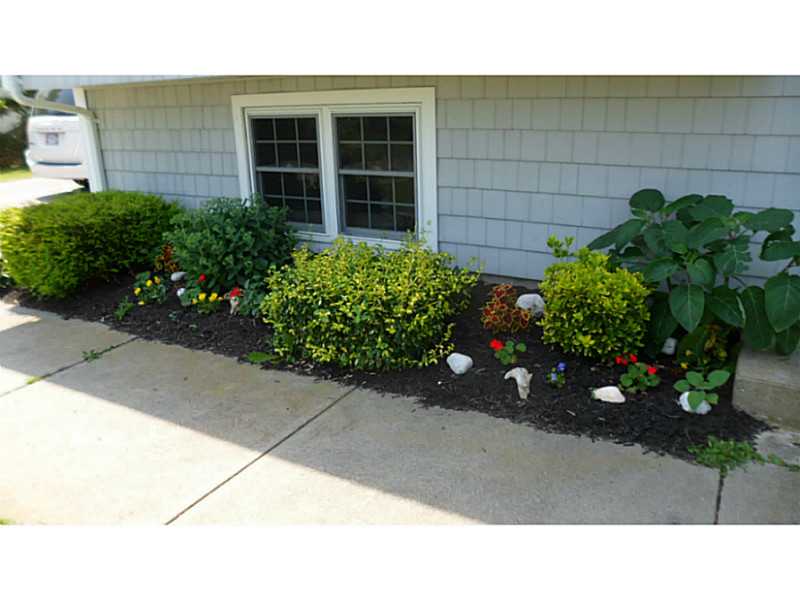62 Windward Road South Kingstown, RI 02879 - Photo 3 of 25 Exterior Front.
