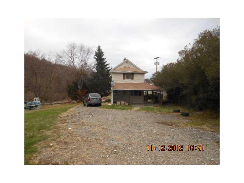 1060 Sun Valley Road Irwin, PA 15642 - Photo 14 of 20 Exterior Back.