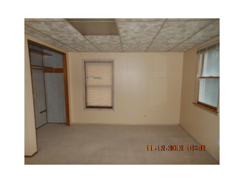 1060 Sun Valley Road Irwin, PA 15642 - Photo 8 of 20 Bedroom.