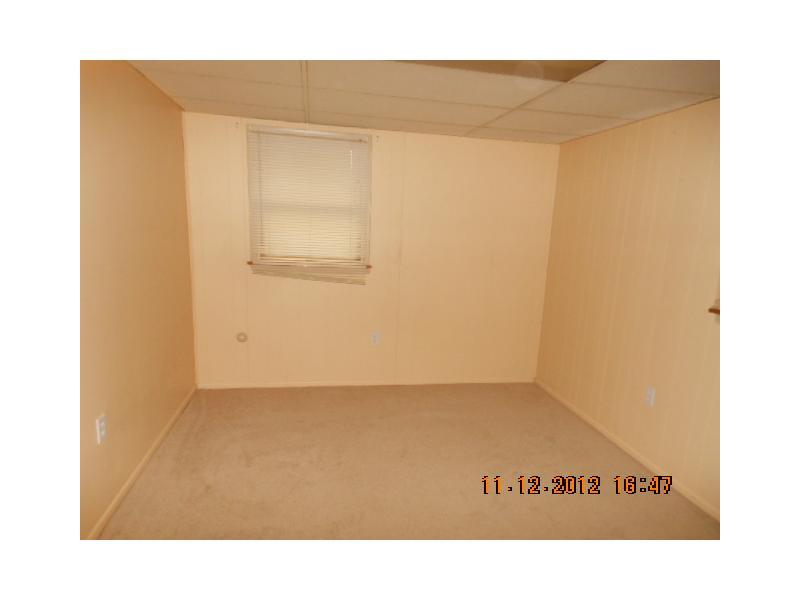 1060 Sun Valley Road Irwin, PA 15642 - Photo 9 of 20 Bedroom.