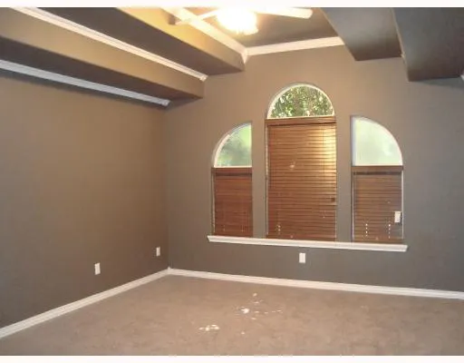 a view of a windows in a room