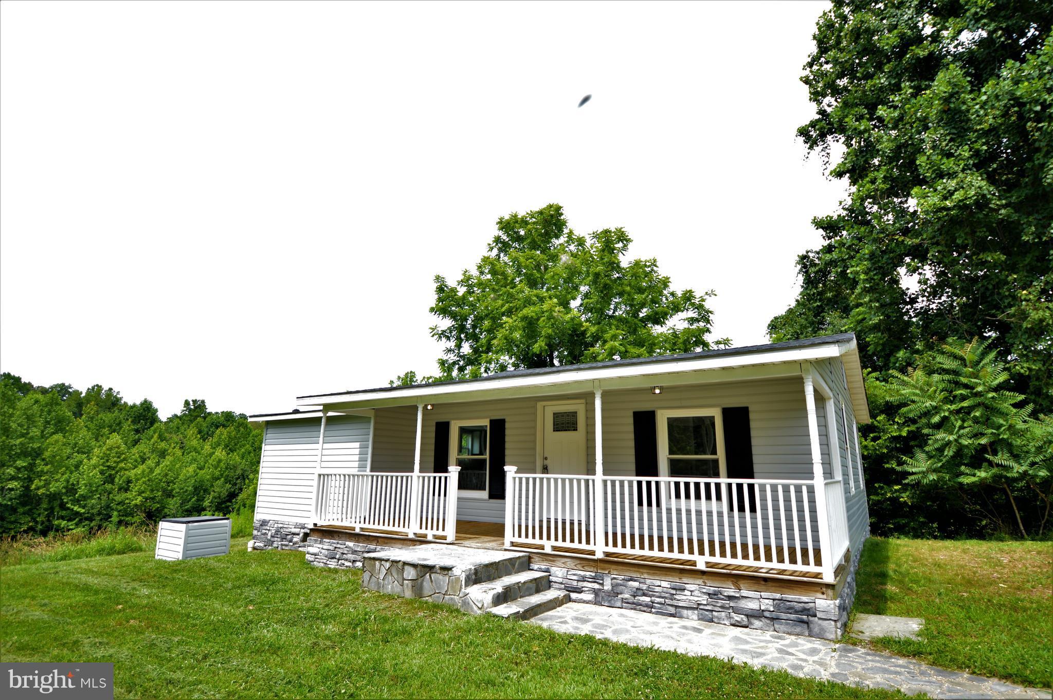211 Sandy Ridge Road Fredericksburg, VA 22405 - Photo 2 of 24 Exterior (Front)