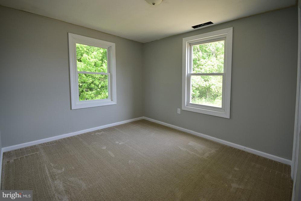 211 Sandy Ridge Road Fredericksburg, VA 22405 - Photo 12 of 24 Bedroom