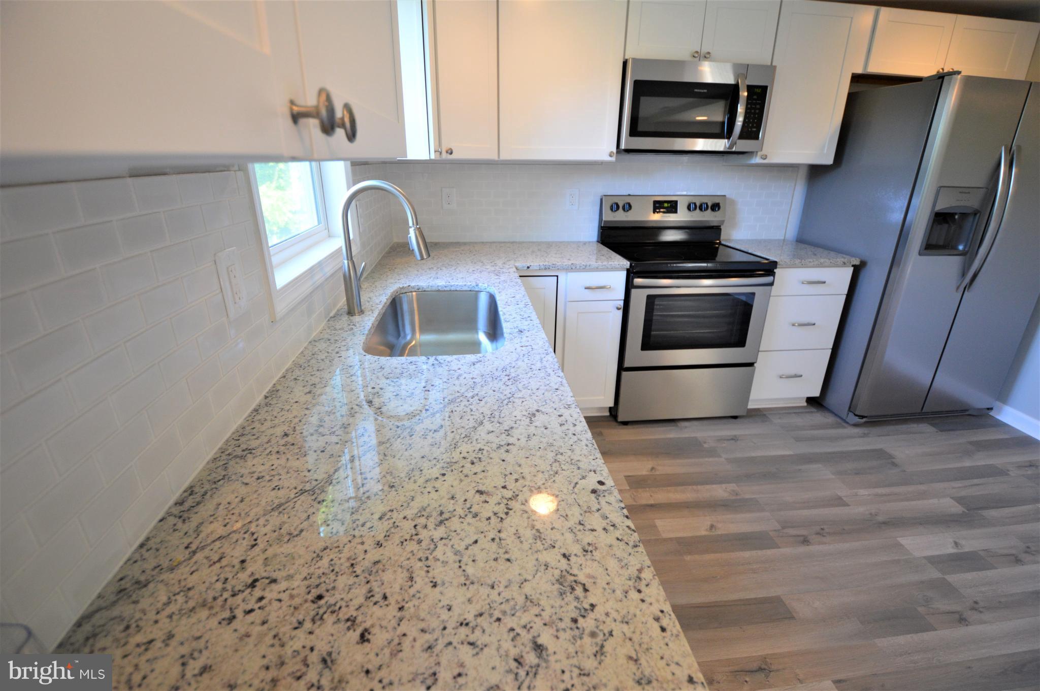 211 Sandy Ridge Road Fredericksburg, VA 22405 - Photo 8 of 24 Gorgeous granite