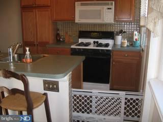 1425 Greenway Road Swarthmore, PA 19081 - Photo 3 of 6