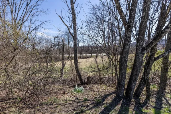 $85,000 | 810 Lammermoor Drive, Staunton, VA 24401