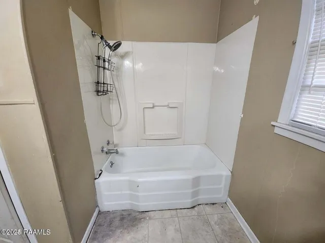 $95,000 | 111 Santa Ines Street, New Iberia, LA 70563