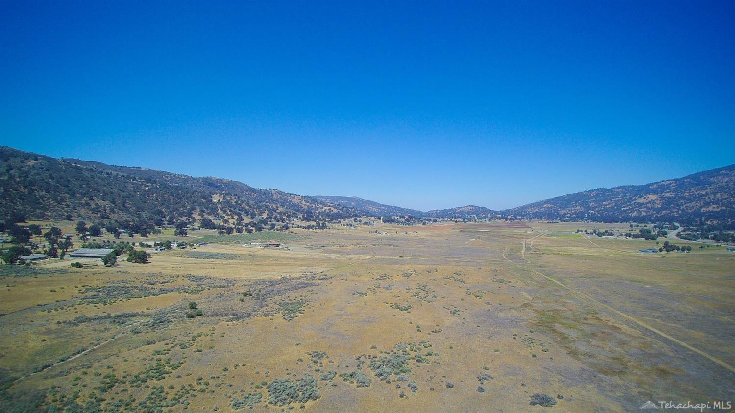 27201 Cumberland Road Tehachapi, CA 93561 - Photo 1 of 3 Gallery Image 1